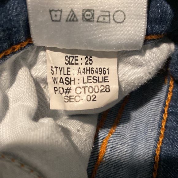 Joe’ Jeans shorts size 25 - Picture 3 of 6